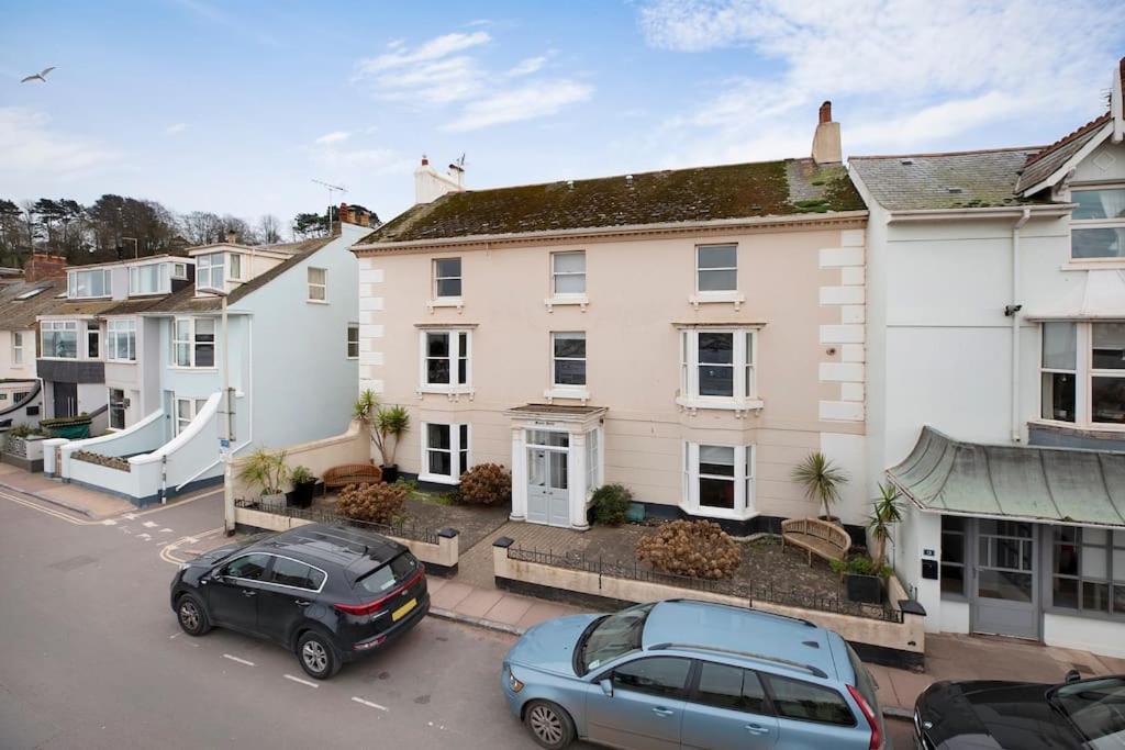 Beach Front Flat Shaldon With Parking Bagian luar foto