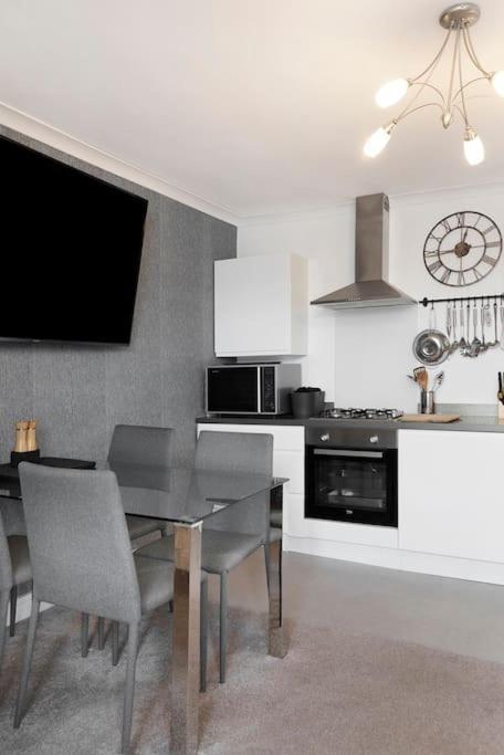 Beach Front Flat Shaldon With Parking Bagian luar foto