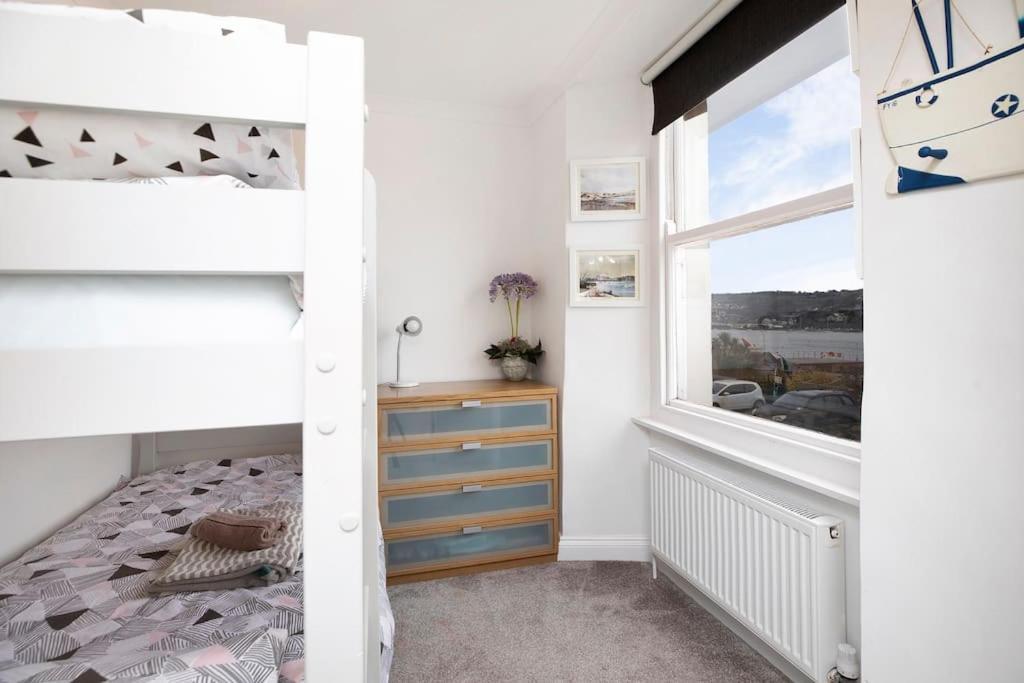 Beach Front Flat Shaldon With Parking Bagian luar foto